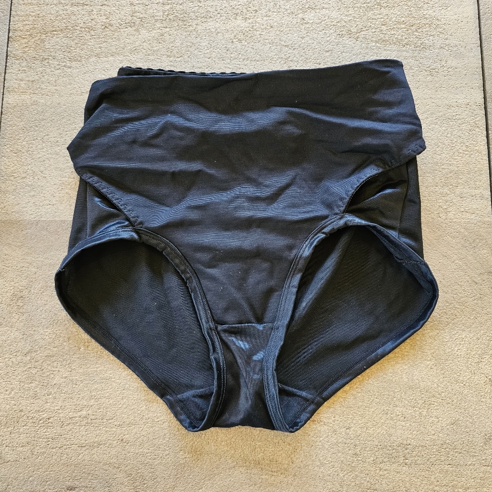 Leonisa Firm Compression Postpartum Panty with Adjustable Belly Wrap sz S - Picture 2 of 16